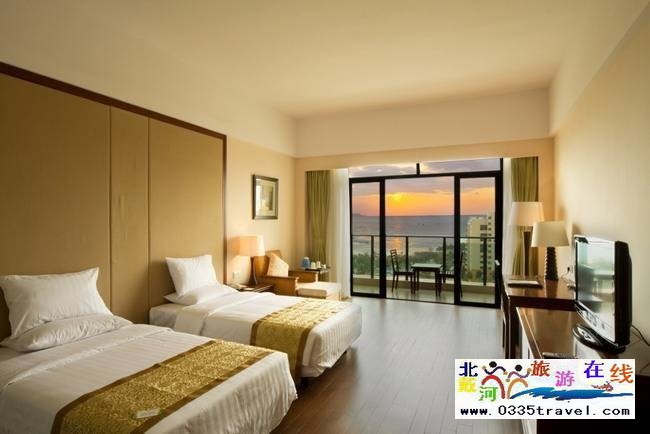 三亞龍悅海景大酒店