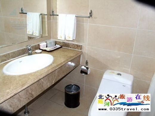 秦皇島報(bào)業(yè)商務(wù)酒店