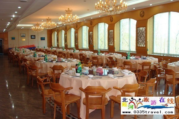 南戴河日月湖賓館