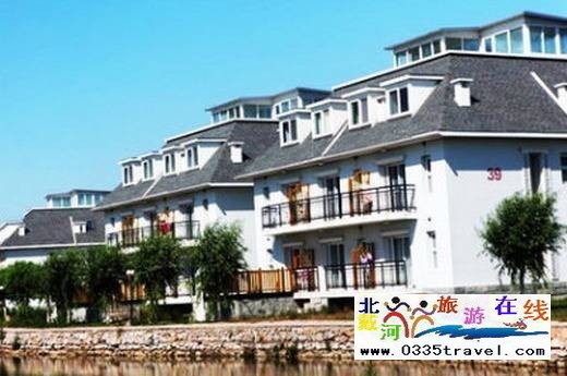 南戴河碧海藍(lán)天度假村