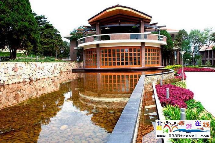 北戴河?xùn)|經(jīng)路賓館