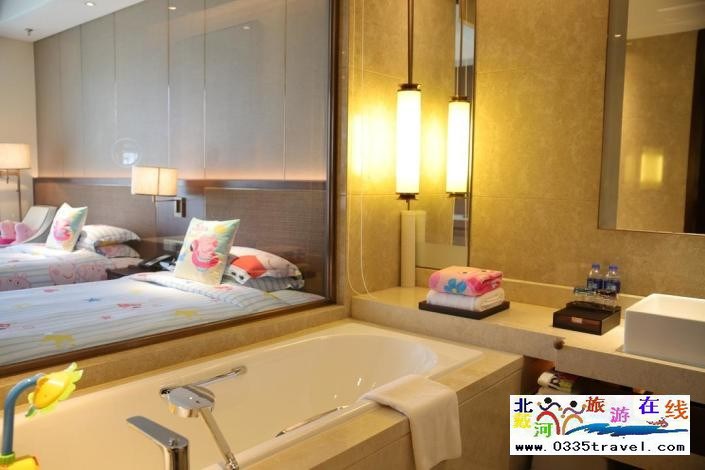 東戴河佳兆業(yè)鉑域酒店