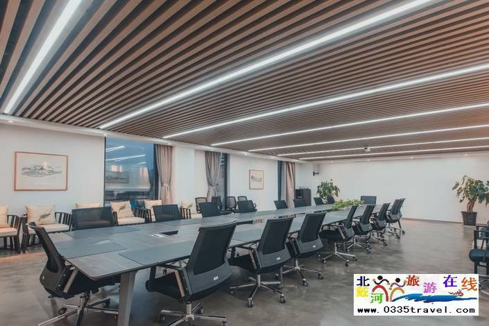 秦皇島山海間溫泉藝術中心酒店