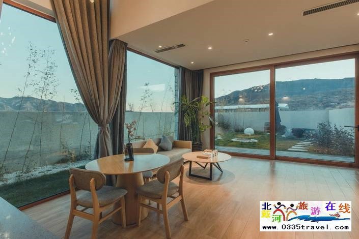 秦皇島山海間溫泉藝術中心酒店