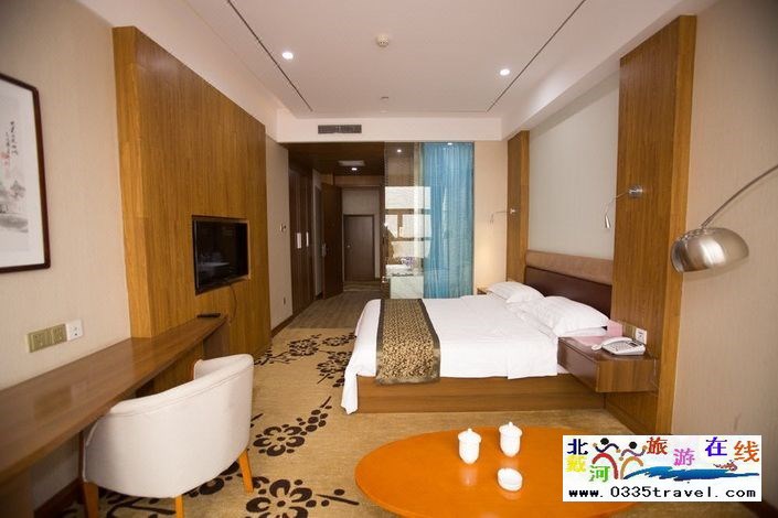 北戴河黃金海岸海景龍?jiān)肪频觌娫?huà)15703350808