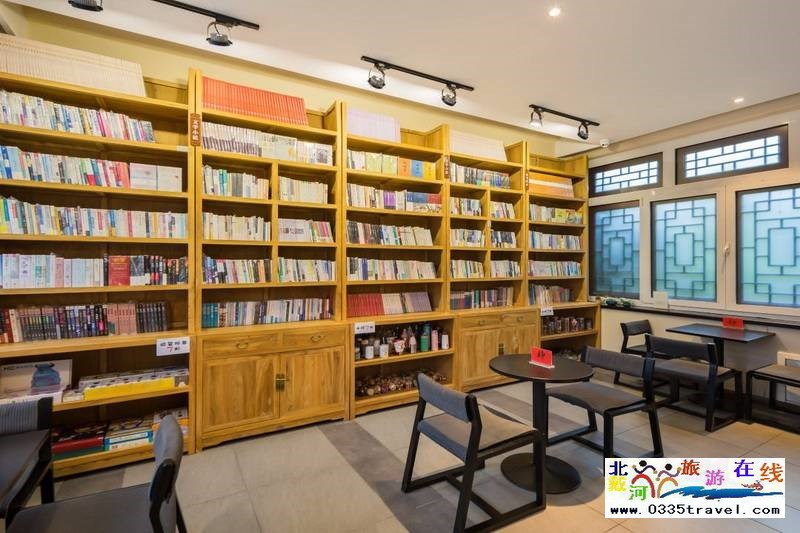 山海關(guān)閑庭書(shū)法酒店