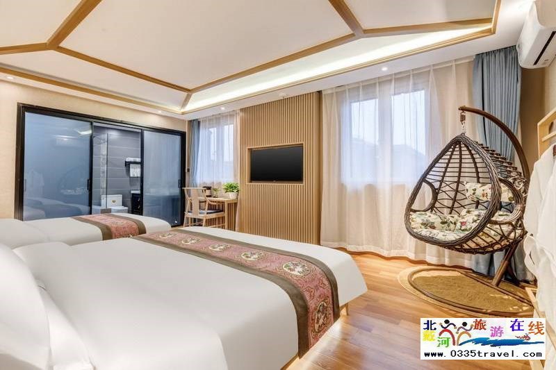 山海關古城十里楠舍酒店