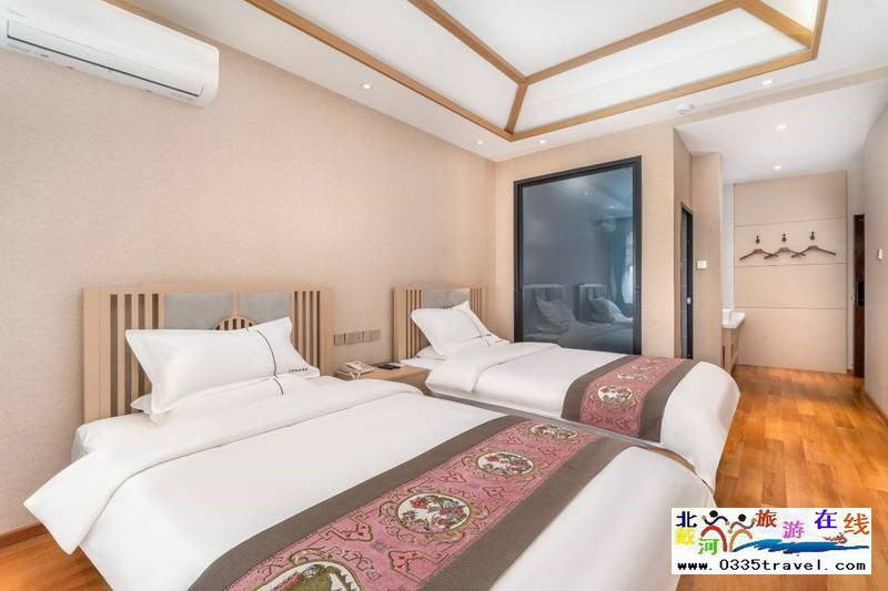 山海關古城十里楠舍酒店