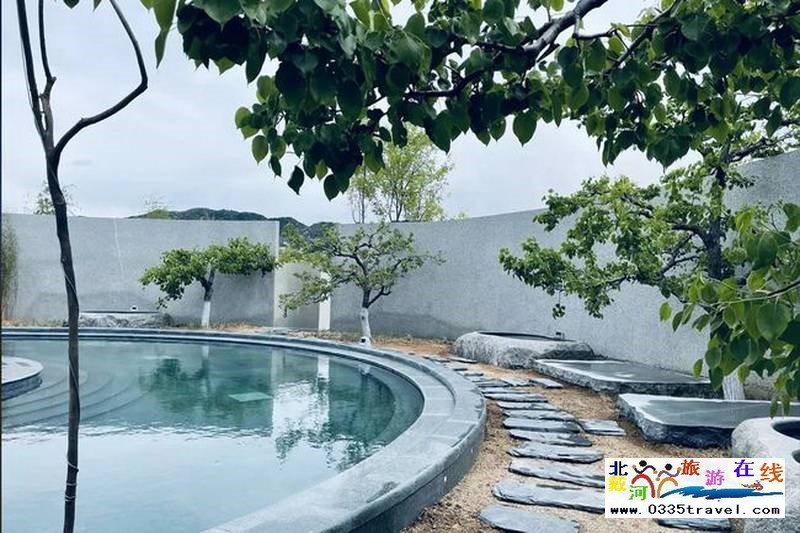 秦皇島山海間溫泉藝術中心酒電話15703350808