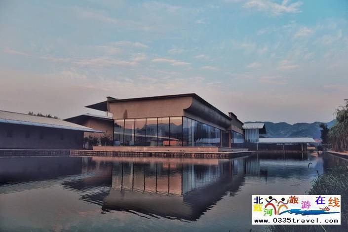 秦皇島山海間溫泉藝術(shù)中心酒電話15703350808