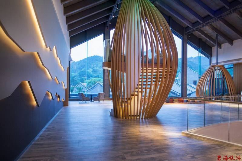 承德金山嶺長城大酒店咨詢預(yù)定電話18633570222 15703350808 承德金山嶺長城大酒店咨詢預(yù)定電話18633570222 15703350808