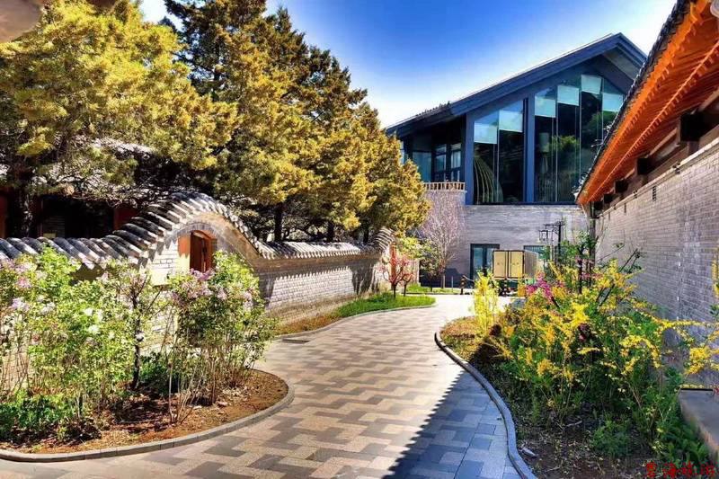 承德金山嶺長城大酒店咨詢預(yù)定電話18633570222 15703350808 承德金山嶺長城大酒店咨詢預(yù)定電話18633570222 15703350808