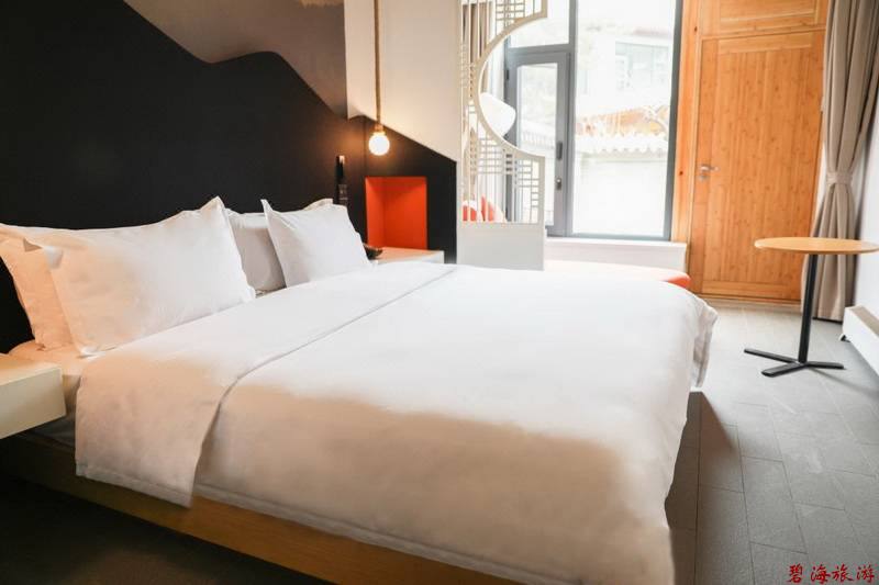 承德金山嶺長城大酒店咨詢預(yù)定電話18633570222 15703350808 承德金山嶺長城大酒店咨詢預(yù)定電話18633570222 15703350808