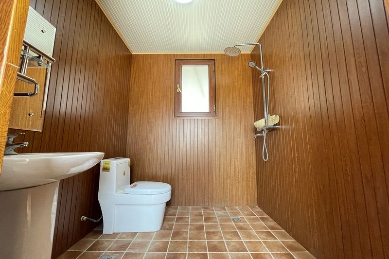 東戴河帝景海親海集裝箱酒店